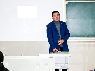 研究生系列学术报告（二）：淮北市教育局李乐峰高级教师应邀为开云教育硕士研究生作学术报告