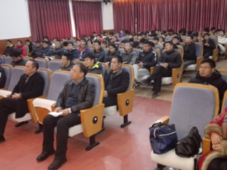 体育学院邀请吉首大学校长白晋湘教授来开云作学术报告